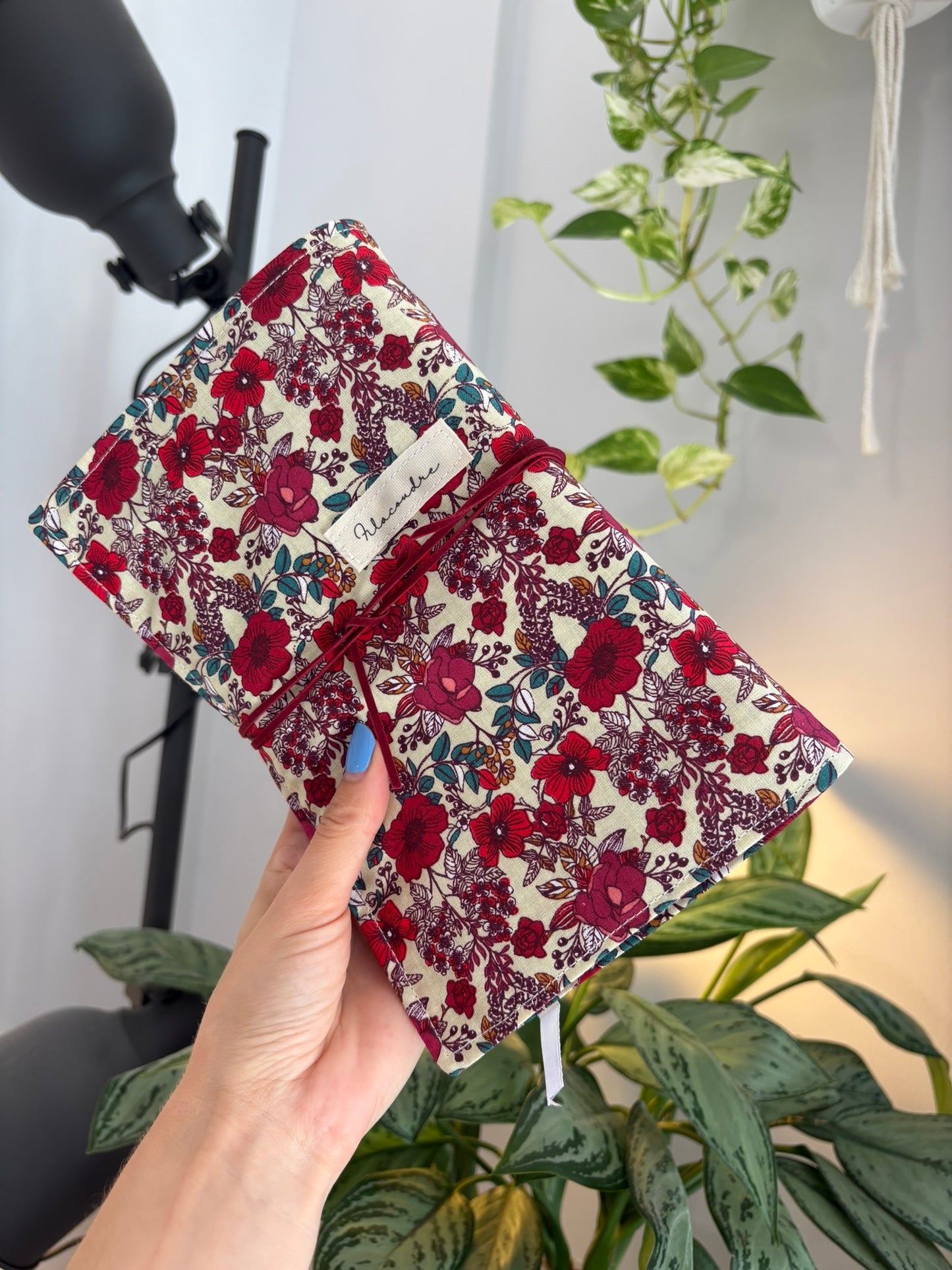 Funda de libro rosas