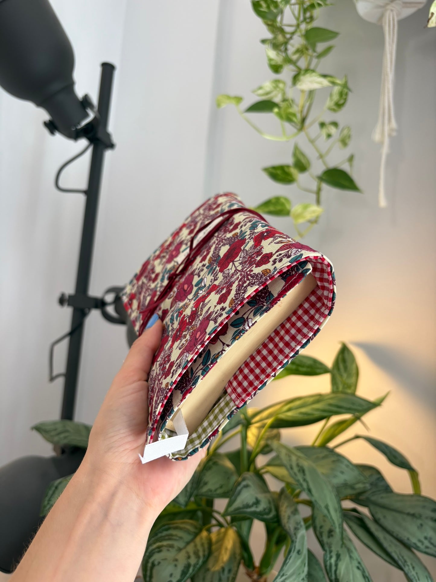 Funda de libro rosas