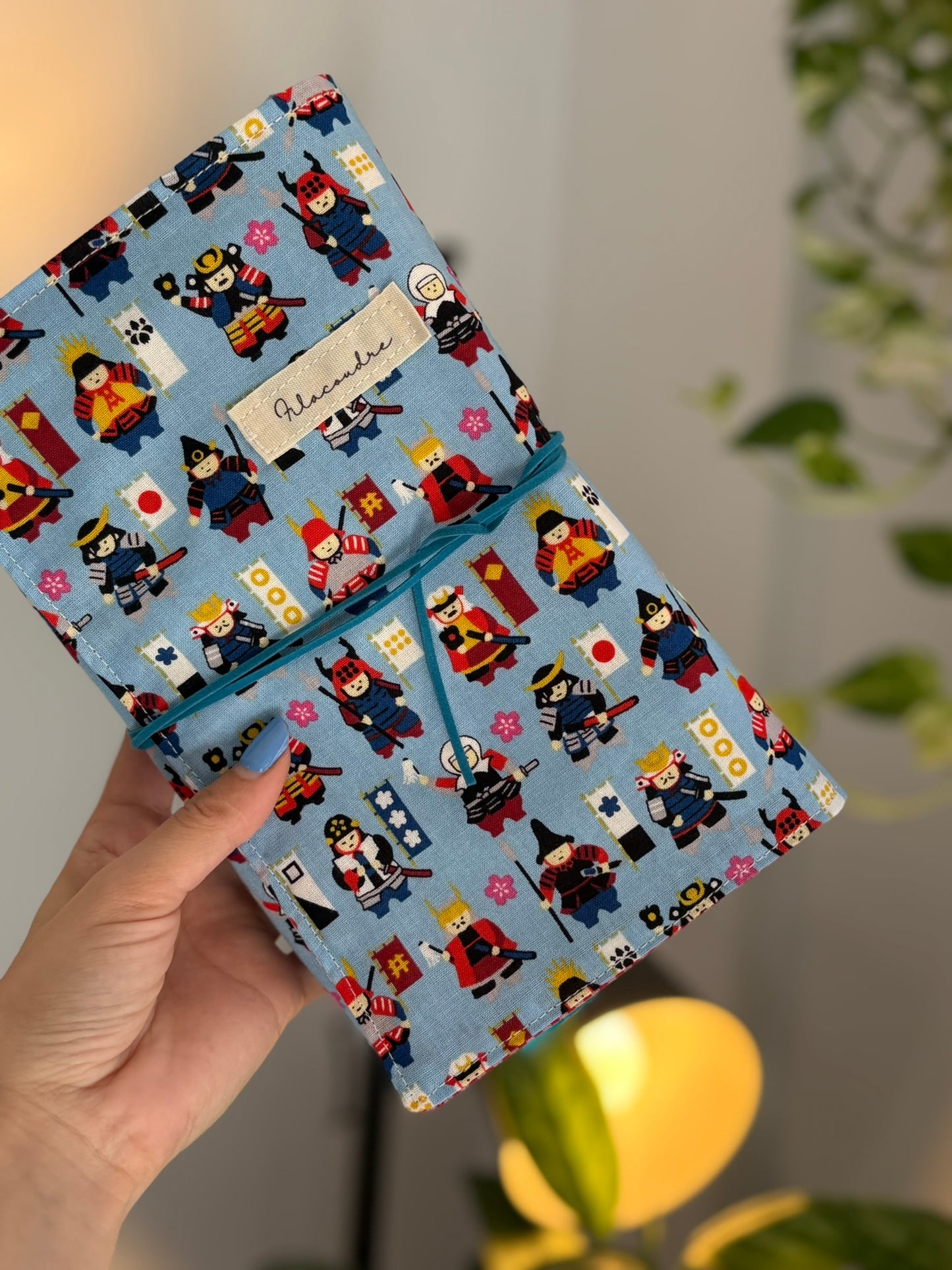 Funda de libro estilo lego de Japón
