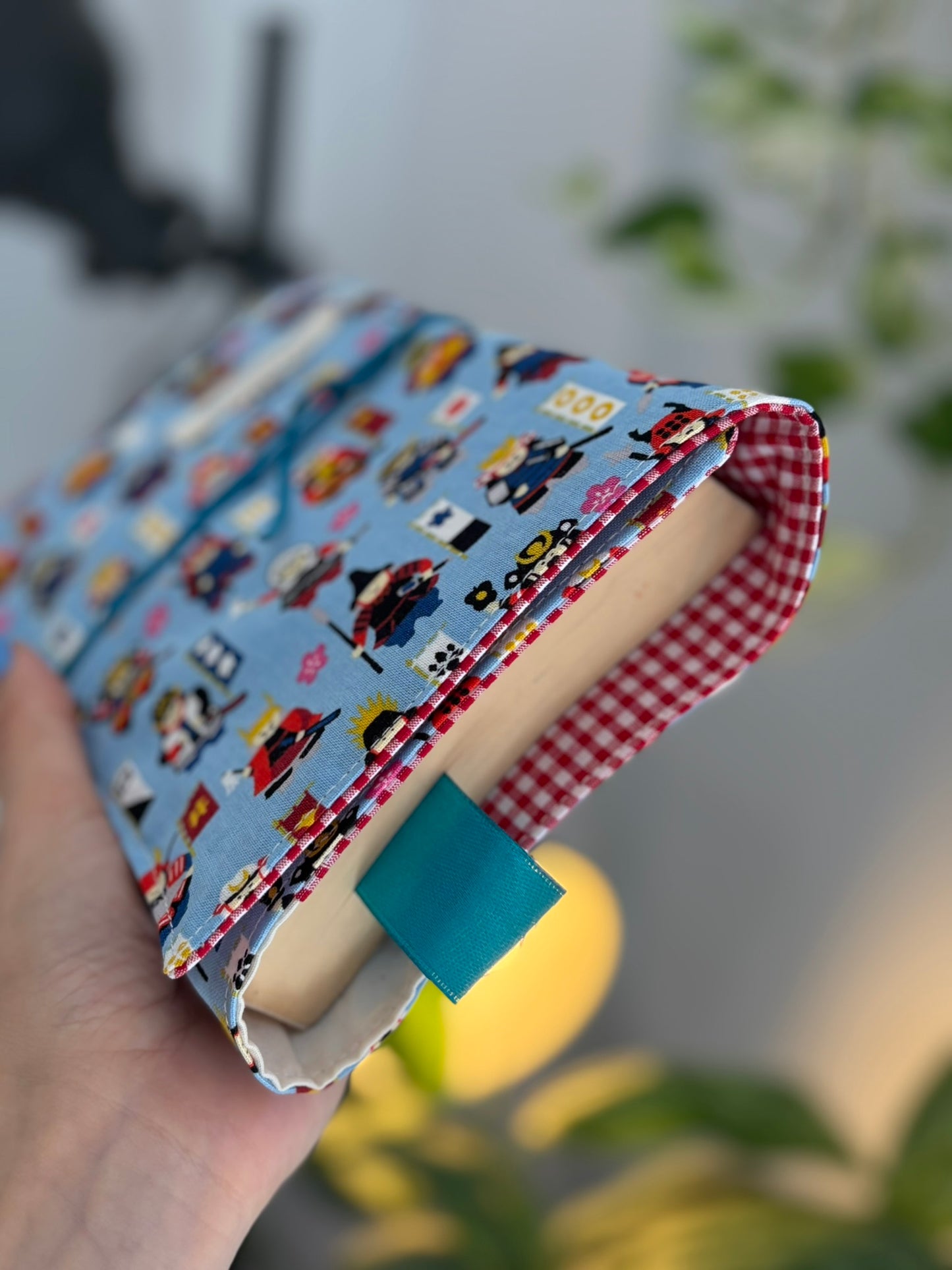 Funda de libro estilo lego de Japón