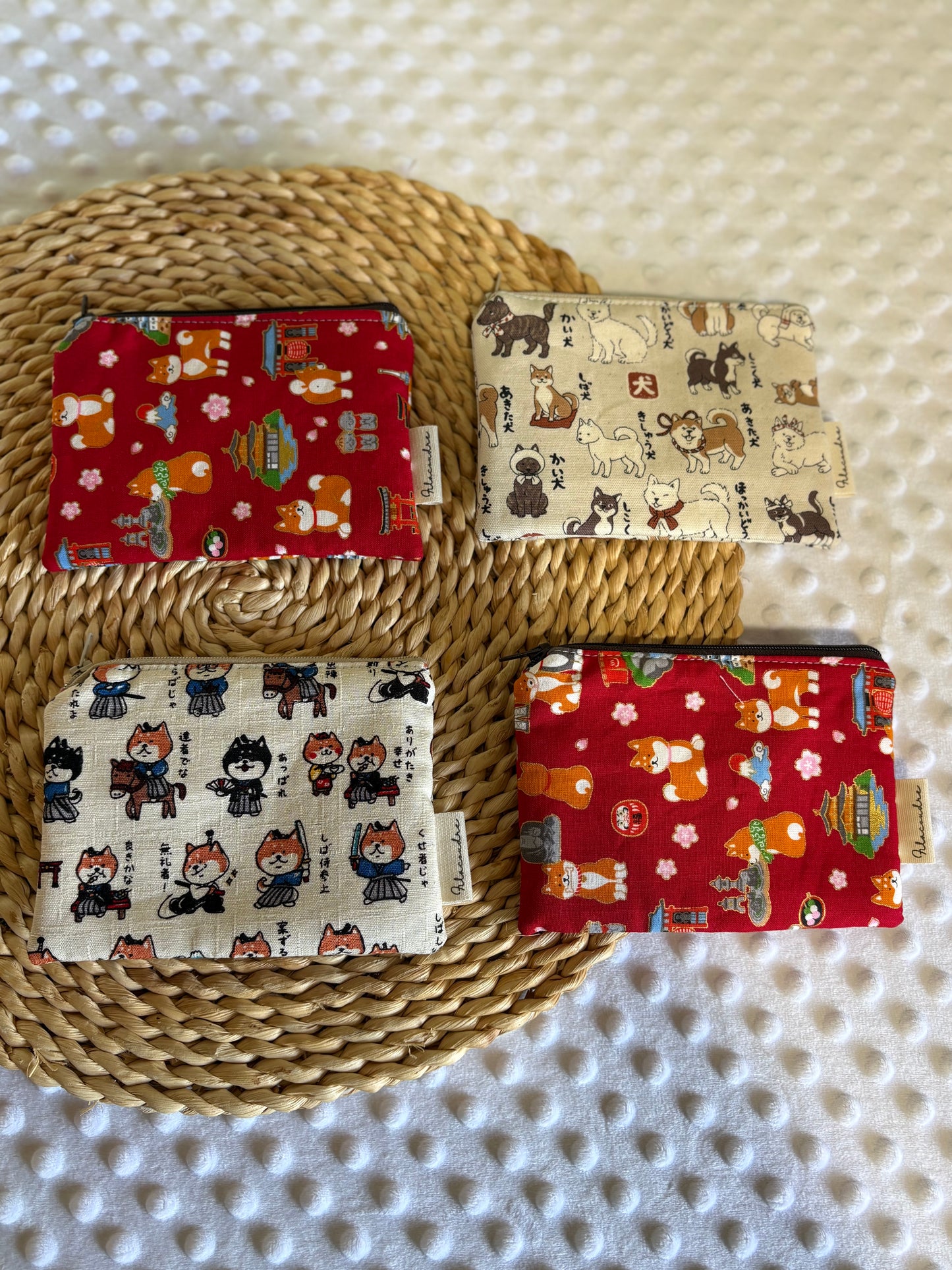 Monederos shiba de Japón