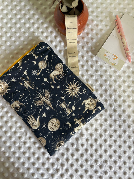 Funda de libro cielo astral con cremallera | Hecho a mano en Barcelona