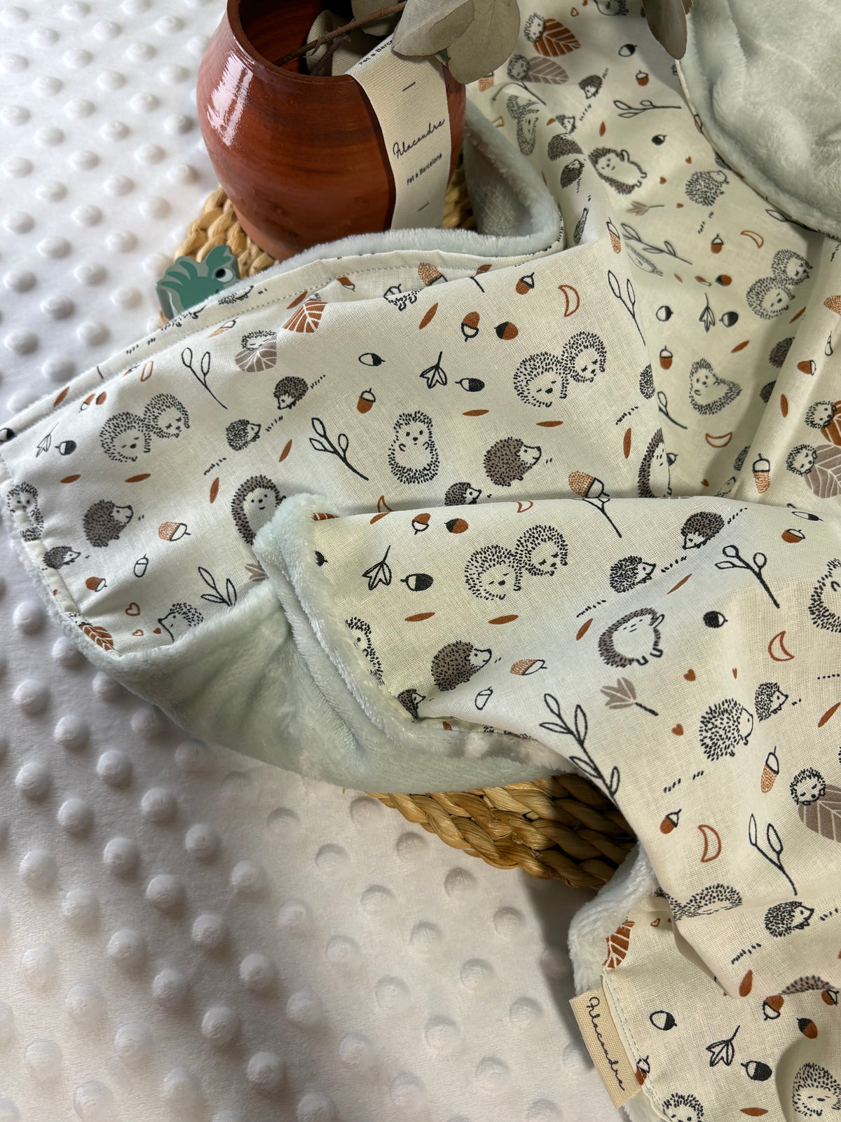 Mantita erizo y set de cuidado para bébé