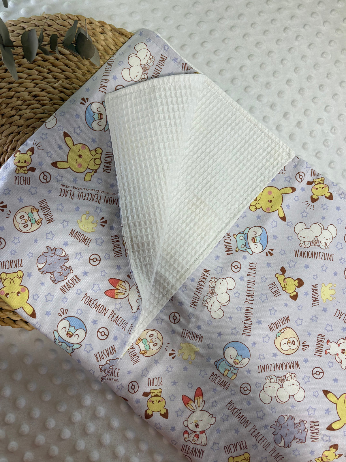 Manta Pokémon para bebé - hecho a mano en Barcelona