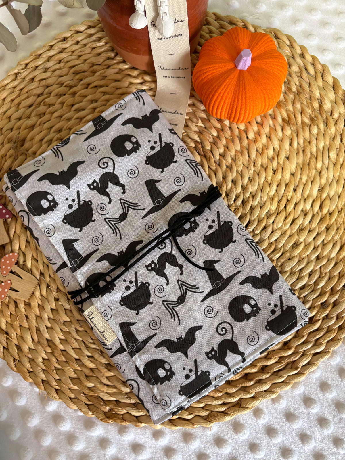 Funda de libro sombreros de bruja - Hecho a mano en Barcelona