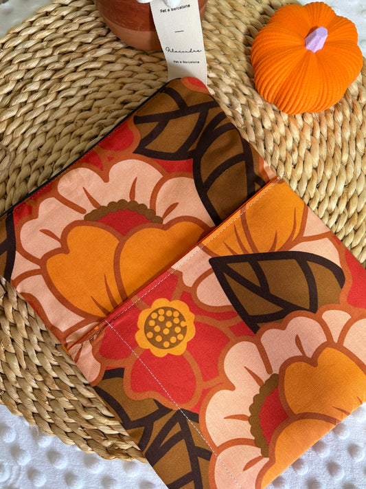 Funda de libro flores grandes con cremallera | Hecho a mano en Barcelona