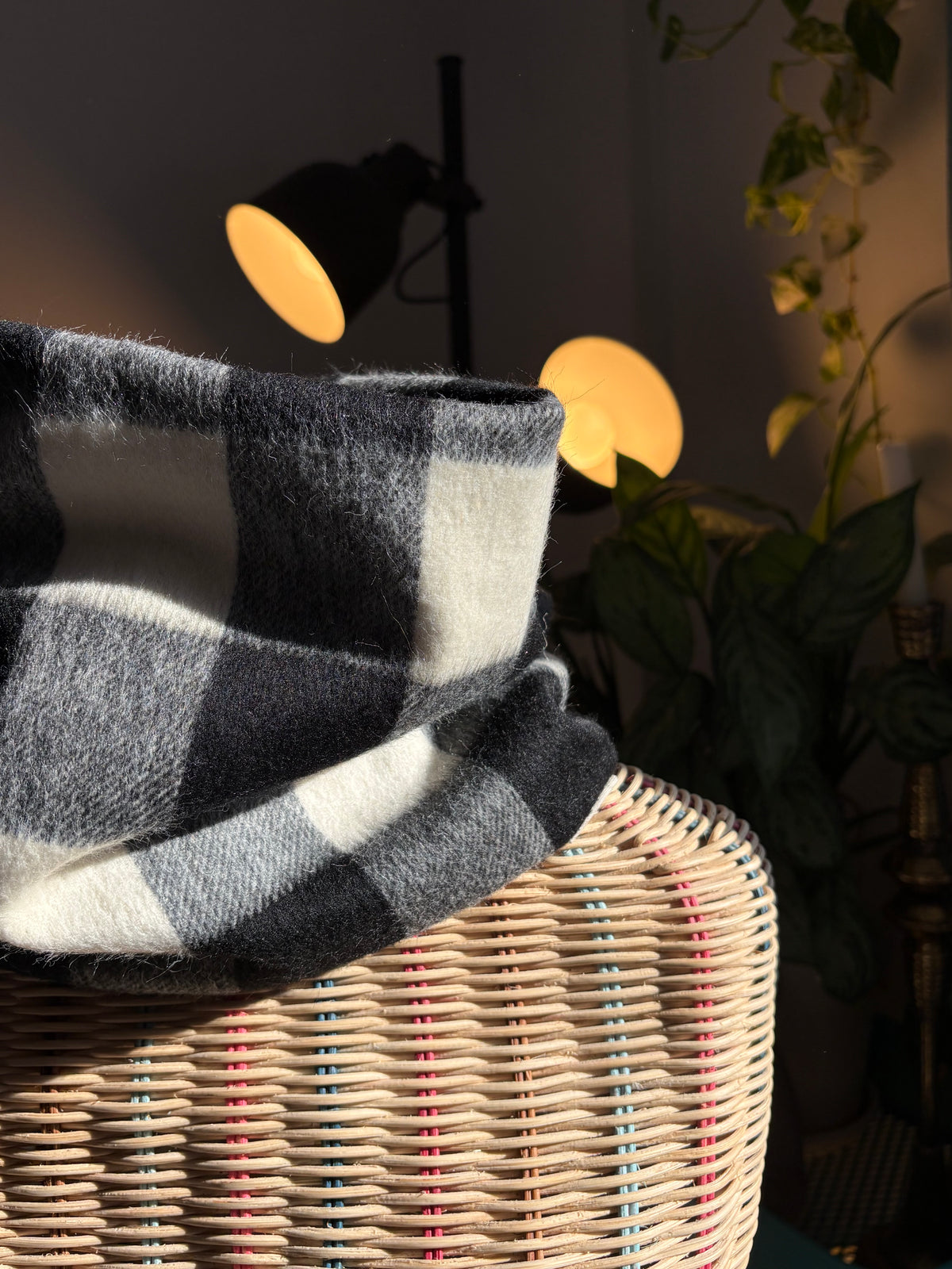 Braga de cuello Vichy negro y blanco – Hecha a mano en Barcelona